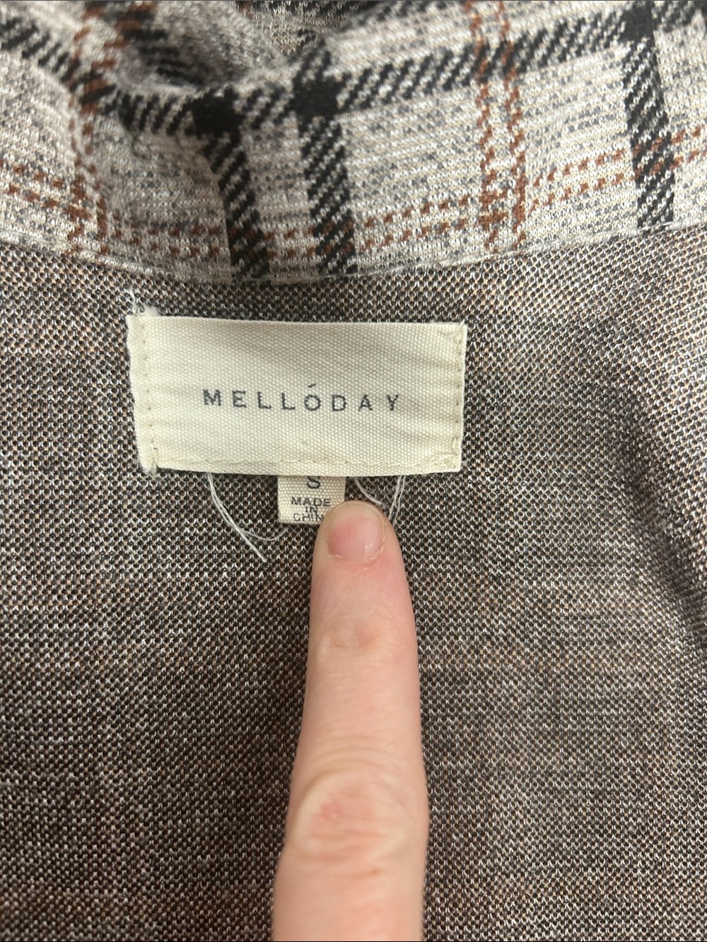 Plaid Long Tailored Coat in Beige and Black small - Picture 6 of 7